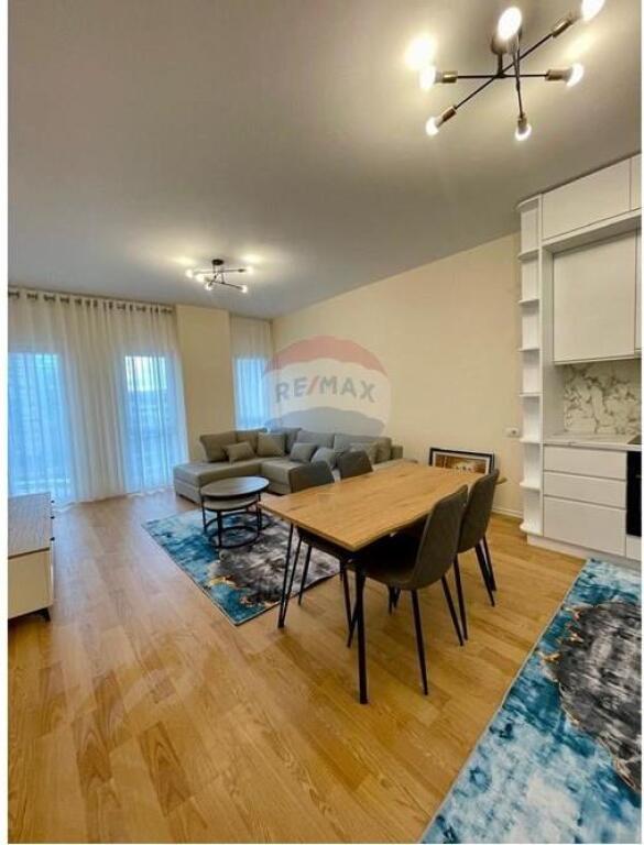 &lt;&lt; Apartament per qera tek Sheshi Karl Topia &gt;&gt;