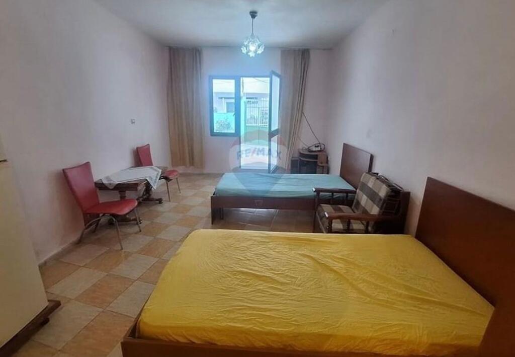 Rent/ Studio apartment in Don Bosko