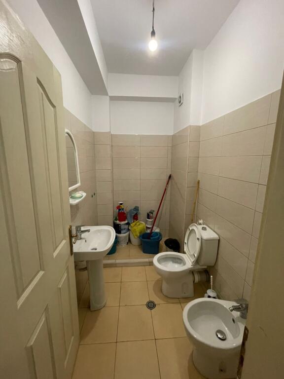 Office Space 1+1 for rent