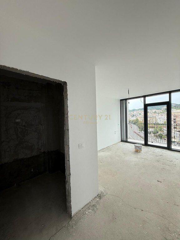 VENDESI APPARTAMENTO 3+1+2 PRESSO LAKE VIEW RESIDENCE!