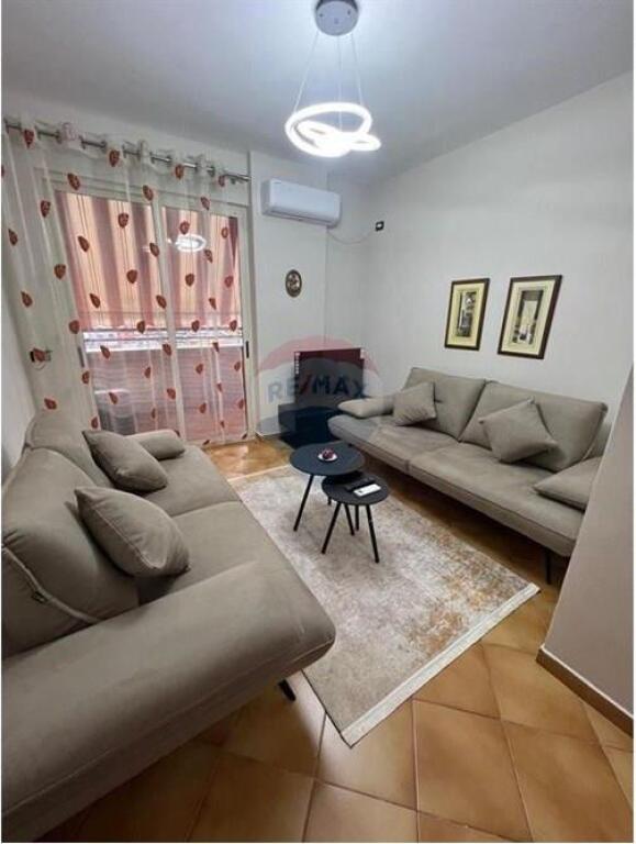 Apartment for Rent at Petronini High School