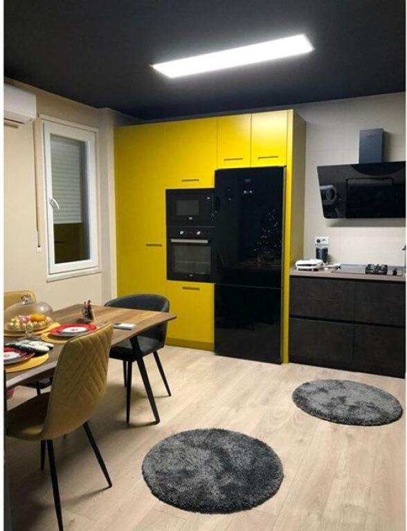SHITET APARTAMENT 2+1 TEK LIQENI I THATE