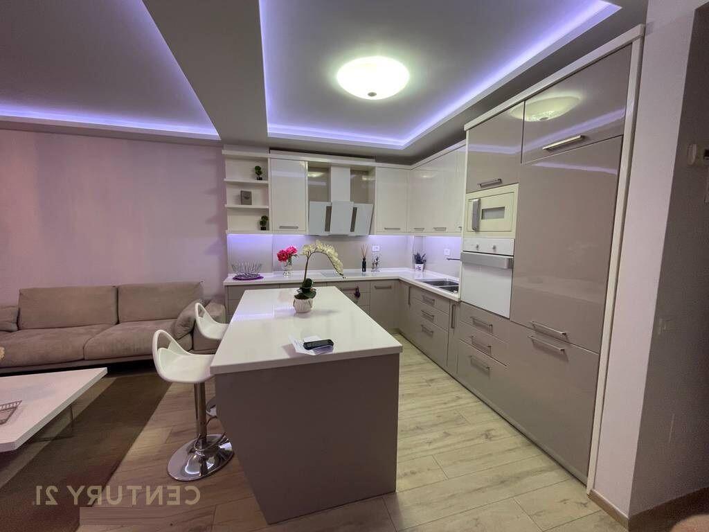 GIVE APARTMENT 2+1+2 FOR RENT IN BLLOK