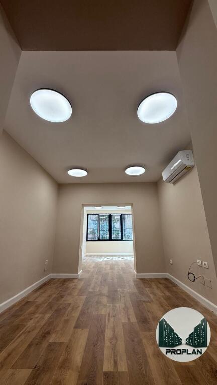 AMBIENTE UFFICIO IN AFFITTO IN VIA DEI COSOVARI