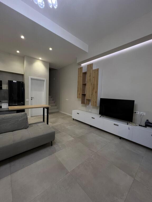 DUPLEKS ME OBORR PER SHITJE TEK REZIDENCA KODRA E DIELLIT 1