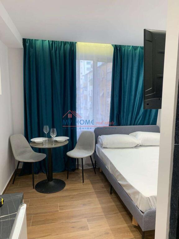 4 Garsoniere ne shitje sheshi Willson ne Tirane