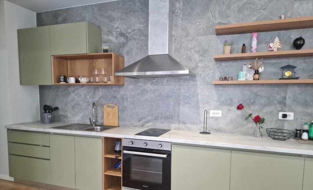 Appartamento Premium 1+1 in Vendita con Veranda &amp; Posto Auto – Investimento Ideale vicino al Nuovo Bazaar!