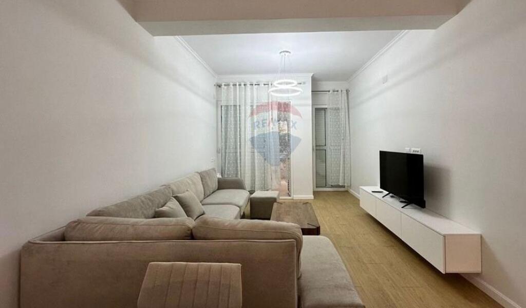 APARTAMENT 2+1 – RRUGA PETI, TIRANË/ QIRA