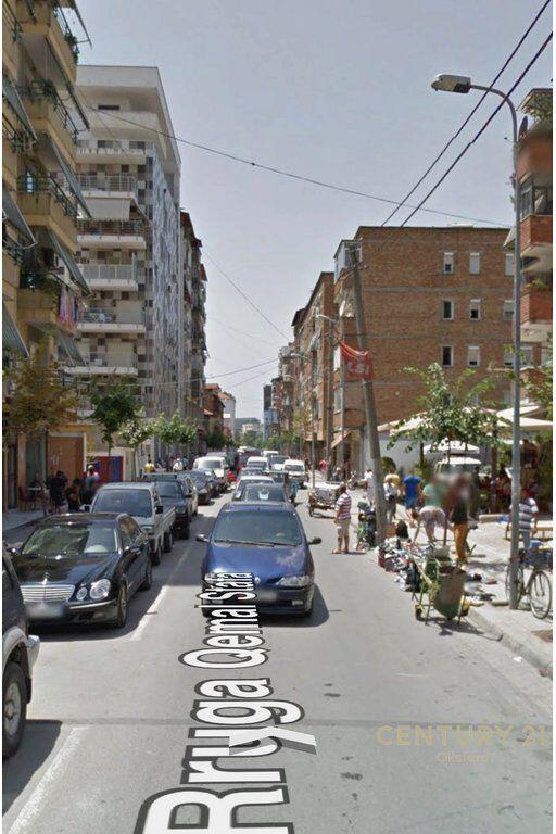 AMBIENTE COMMERCIALE IN VENDITA NELLA ZONA DEL NUOVO MERCATO 324.000 €