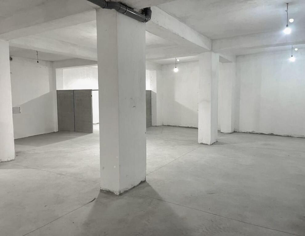 Në Shitje – Njësi Biznesi në Fresk, Tiranë