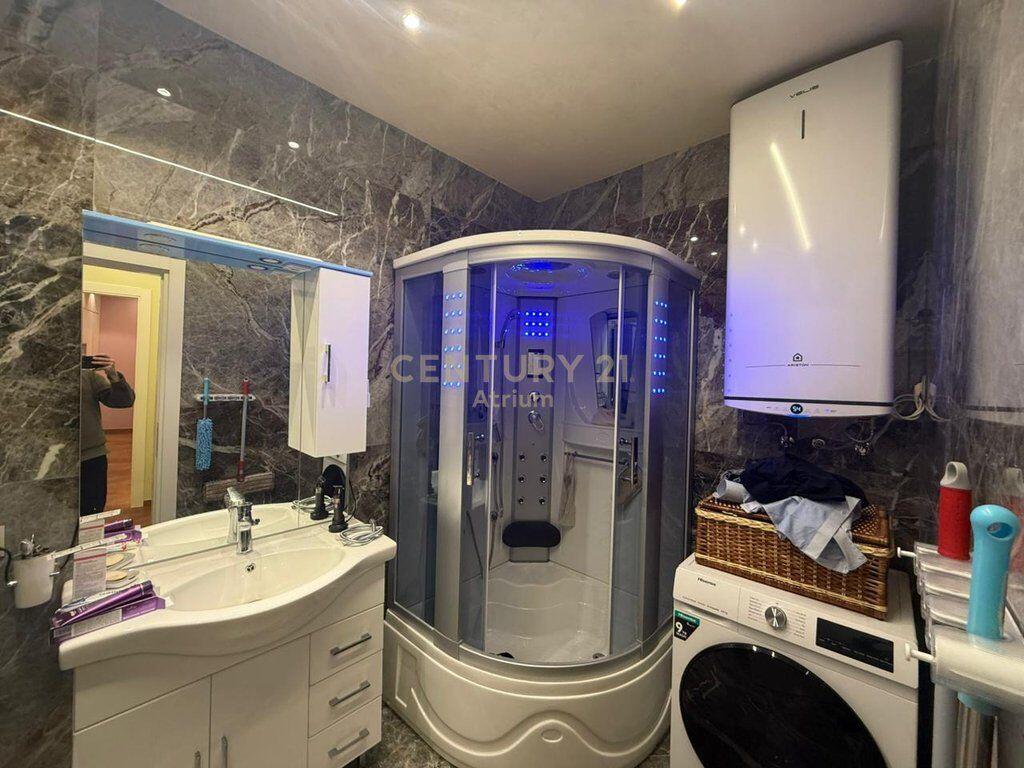 SHITET APARTAMENT PREMIUM 1+1 NE ZEMER TE TIRANES TEK PAZARI I RI!