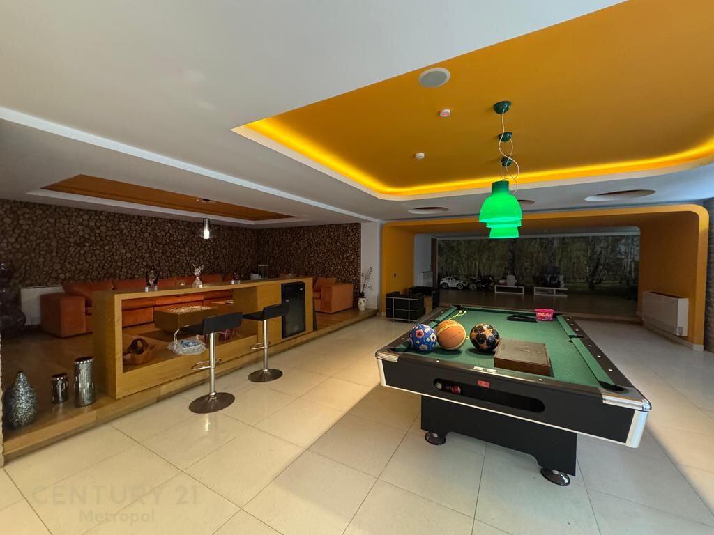 VILLE INDIVIDUALI CON PISCINA IN AFFITTO VICINO A TEG 15.000 € /Mese