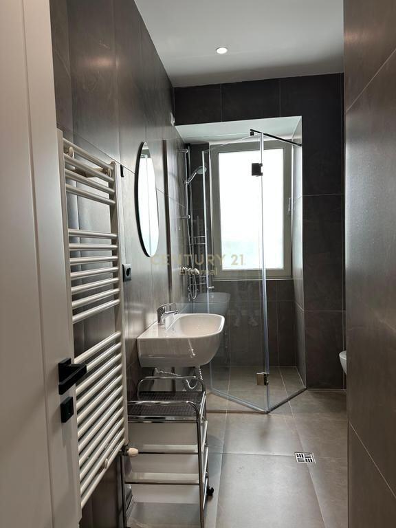 Appartamento 2+1+2+Posto Auto in affitto presso Ambassador 3