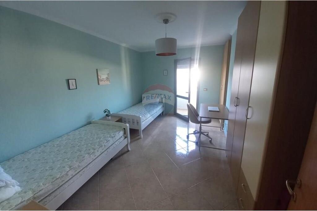 Apartament per Qira te Zogu i Zi