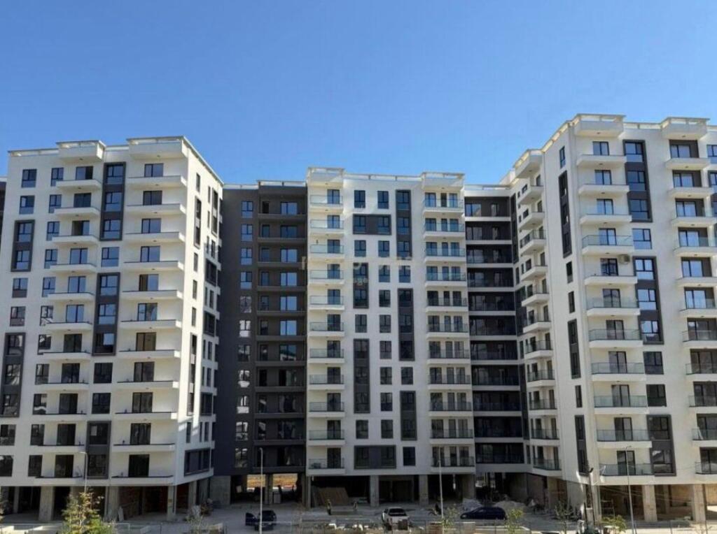 Apartament 2+1 per shitje Ish fusha Aviacionit