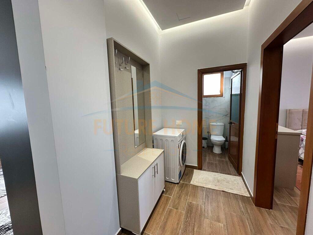 Qera, Vile Private, Kashar. 450 €,UNA47803