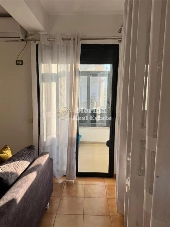 Qera, Apartament 2+1, Yzberisht, 450 euro/muaj