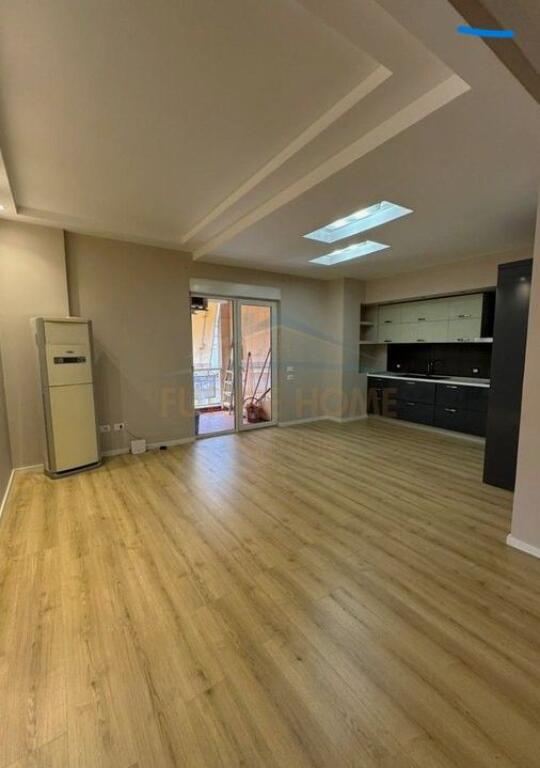 Shitet Apartament 2+1 – Oxhaku