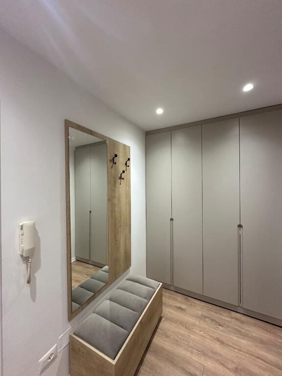 2+1 apartment for rent – Zogu I Boulevard