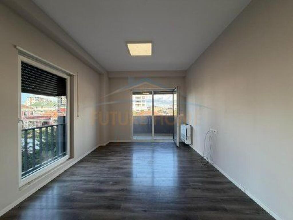 Shitet, Apartament 2+1, Quartum Residence, Rruga Jordan Misja, Tiranë