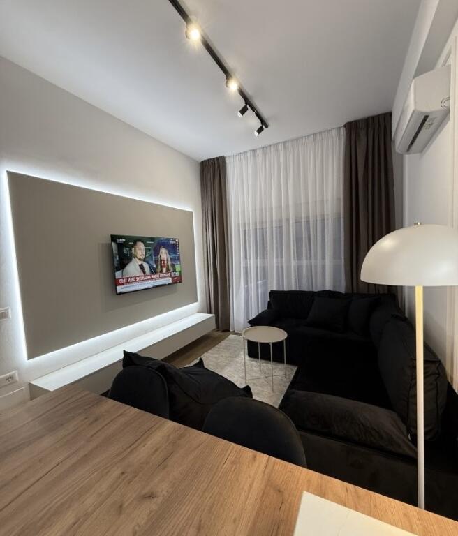 Jepet me qera apartament 1+1