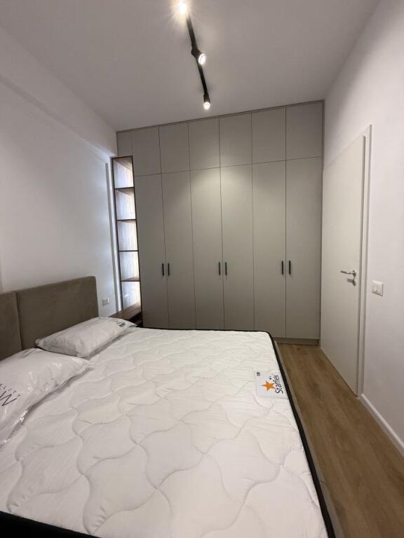 Apartament 1+1 me qera prane Mangalemit tek Kompleksi Kadiu
