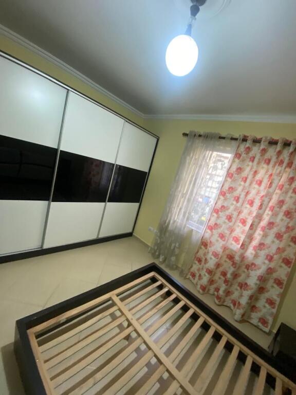 Jepet Me Qera Apartament 2+1+2 Tualete + 1 Ballkon