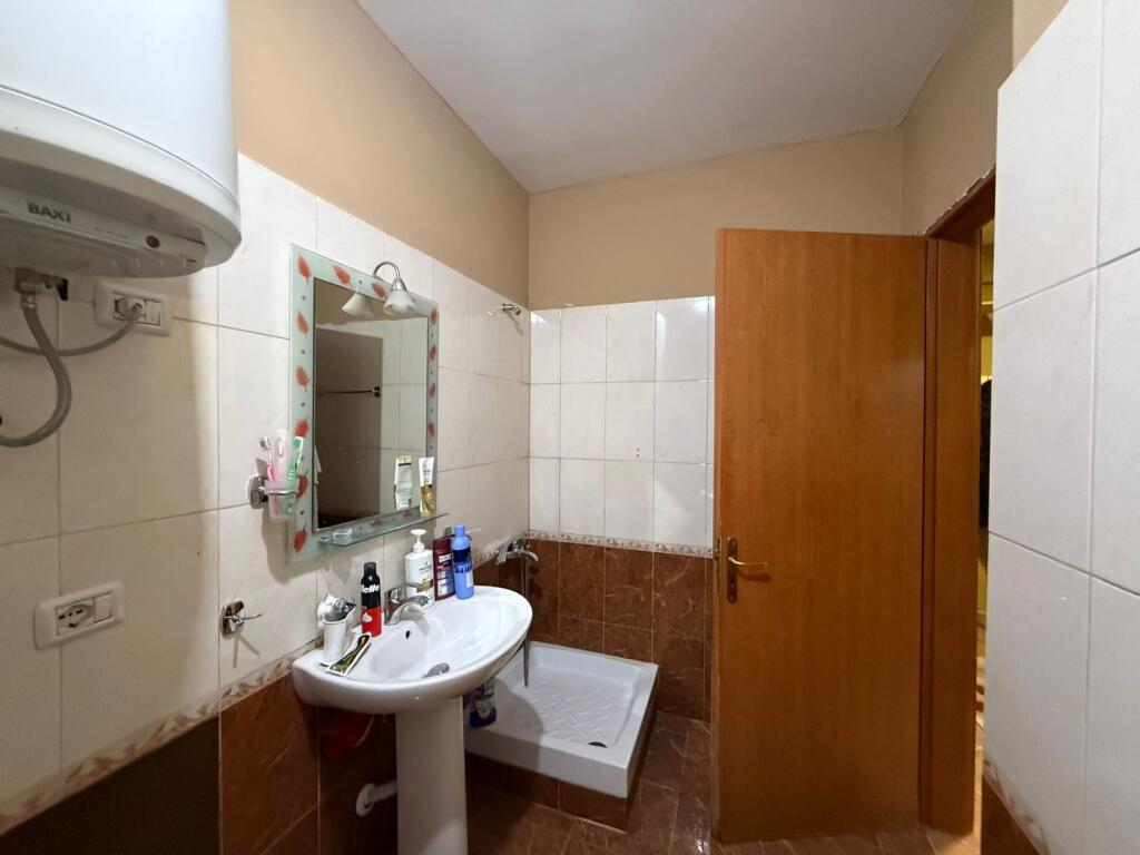 Affittasi appartamento 1+1+parcheggio nella zona Fresk