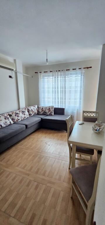 🏖️ Shitet apartament 1+1 me mundesi garazh  – Miami Beach, Golem