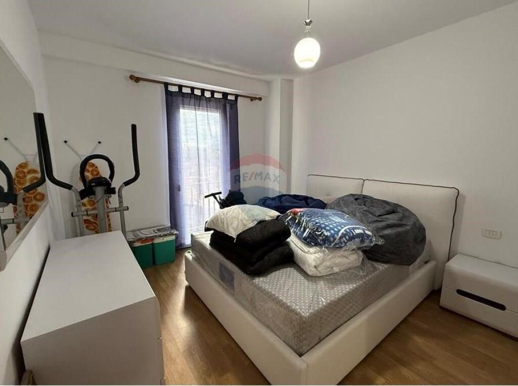 Apartament - Për Shitje - Qyteti Studenti, Tiranë !!! (ID: 530181070-349)