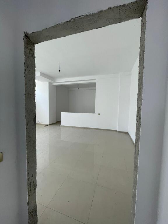 🏡 LOCALE COMMERCIALE IN VENDITA 📍ACQUEDOTTO DURAZZO