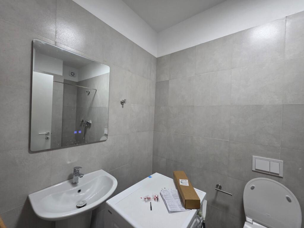 apartament 2+1+post parkimi+verande liqeni i thate kompleks i vitit 2025