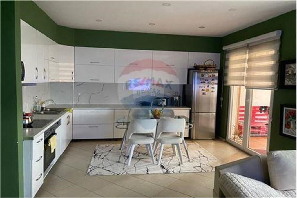 Apartament 2+1+2 ne shitje tek Fresku !