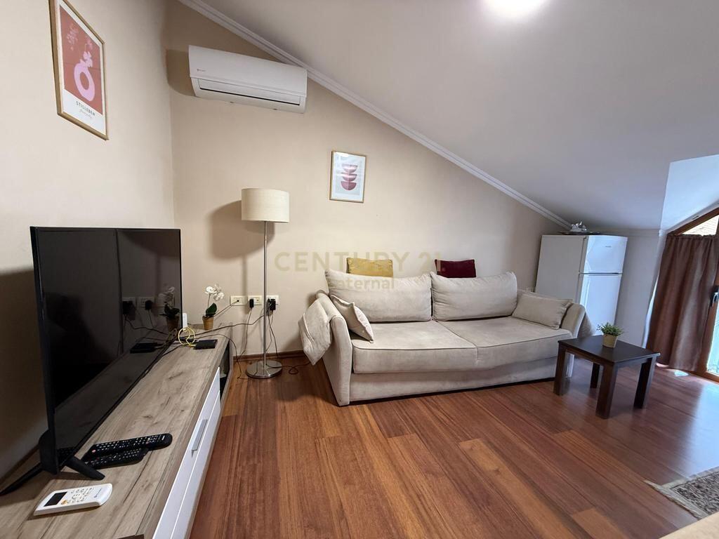 Apartament 1+1 Me Qira prane Ambasades Amerikane 500 € /Muaj