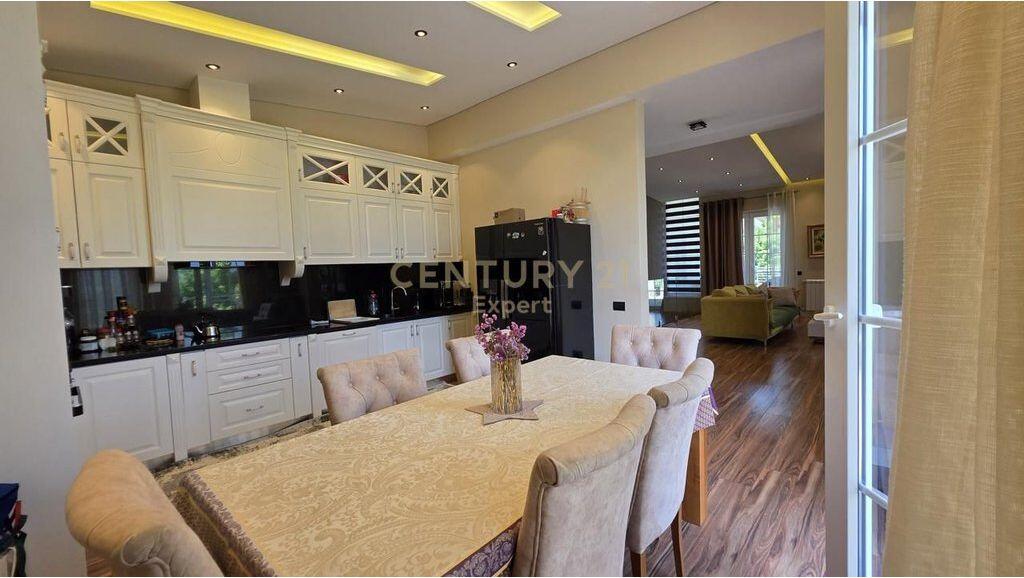 INDIVIDUAL VILLA FOR RENT – DOBRESH, TIRANA