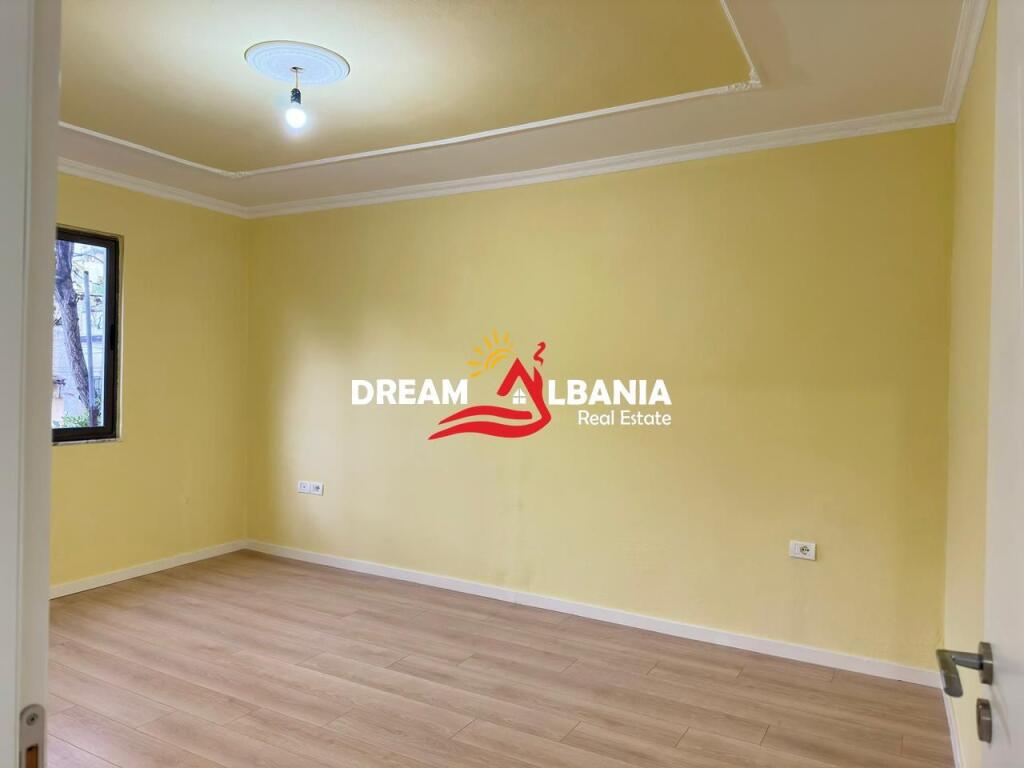 Apartament 1+1 per shitje tek Shkolla Bajram Curri (ID 4119449)
