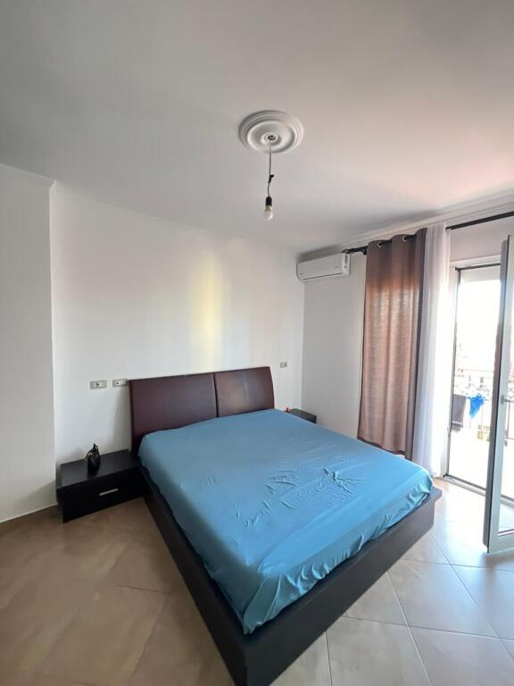 Apartament 2+1+P me qera, Bulevardi Zogu I.