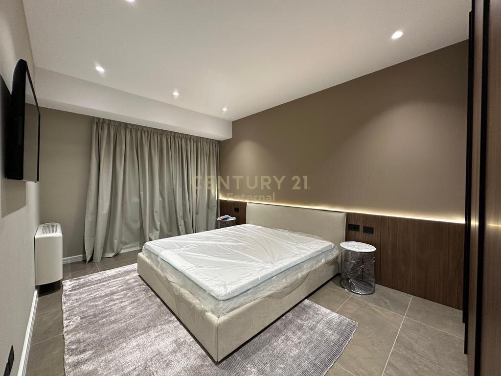 Ambasador 3 – Appartamento 2+1+2 con Posto Auto in Affitto