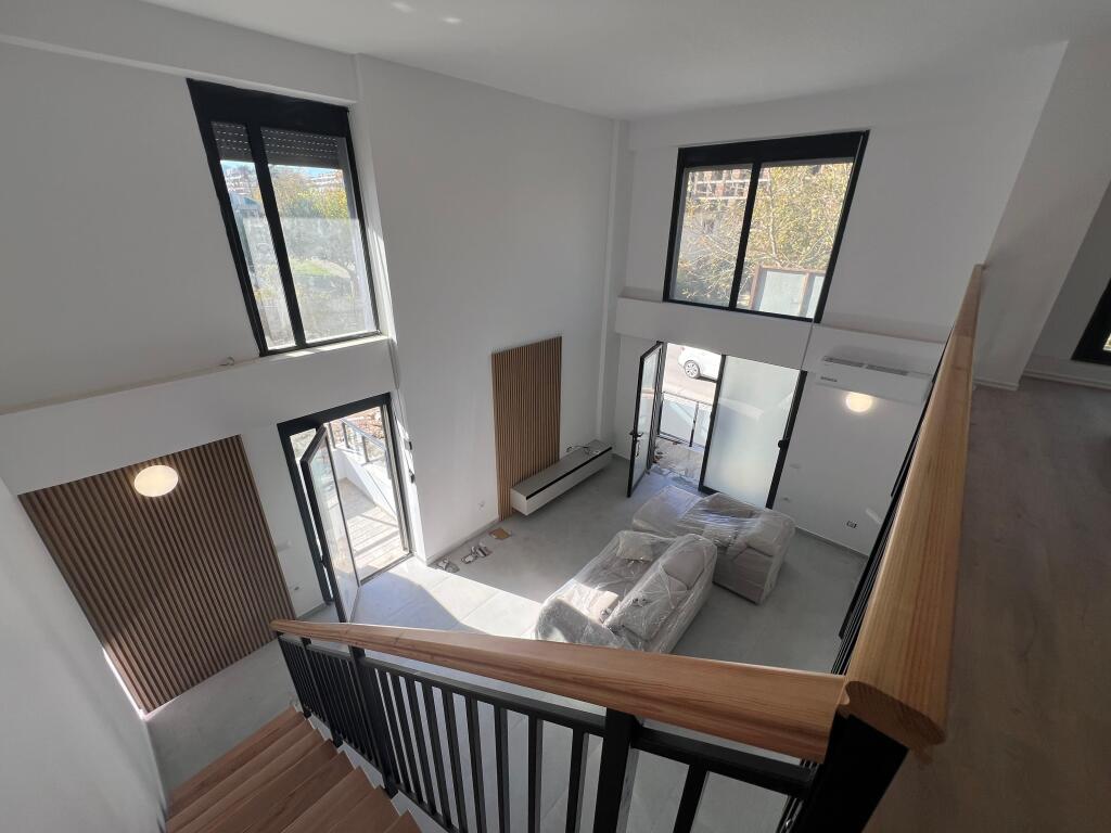 Duplex per shitje ne Lungomare