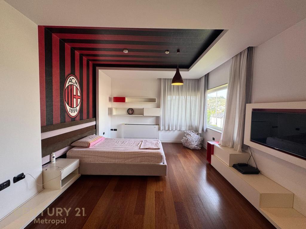 VILLE INDIVIDUALI CON PISCINA IN AFFITTO VICINO A TEG 15.000 € /Mese