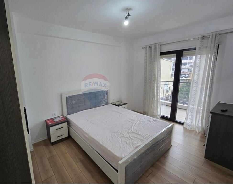 Appartamento 1+1 - scuola di balletto