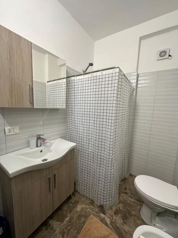 🏡 APARTMENT FOR RENT 3+1+2 +2 BALCONIES FORMER URT DURRES