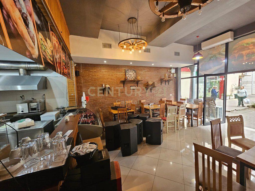 DYQAN/NJESI MULTIFUNKSIONAL PER SHITJE