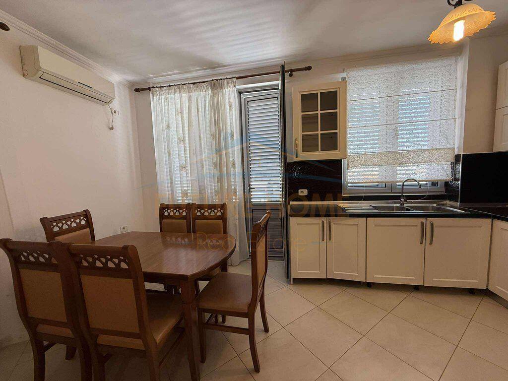Qera, Apartament 2+1+2, Prane Ardenos. 450 €,UNA56884