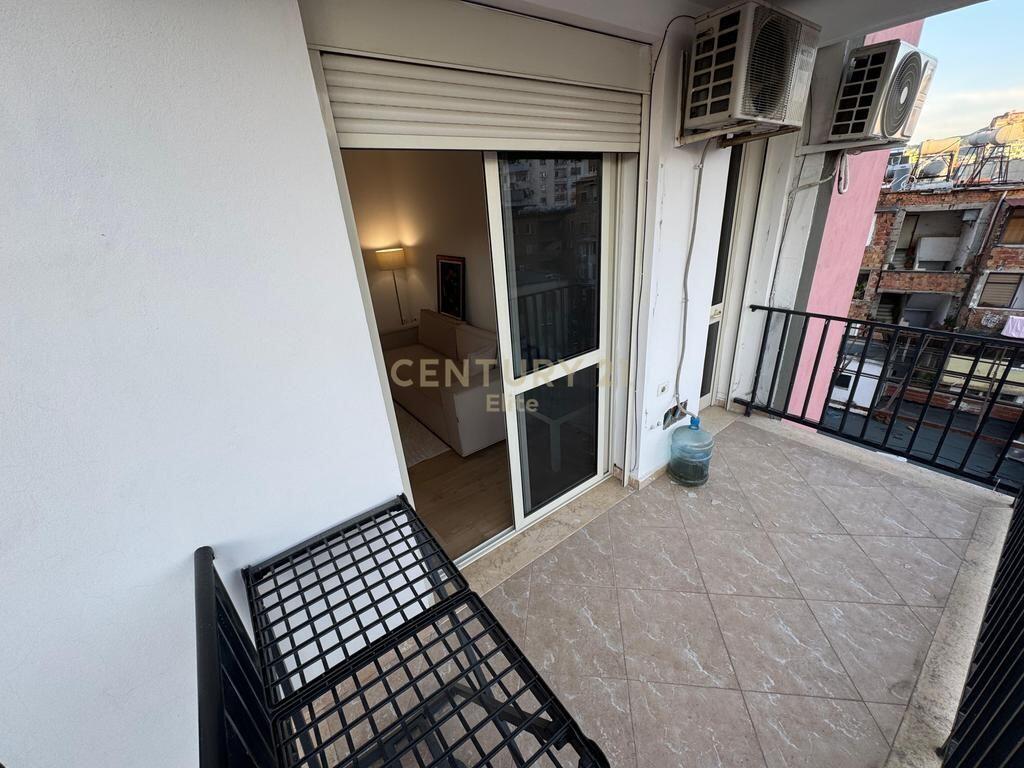 FOR RENT APARTMENT 1+1 ON KAVAJES STREET