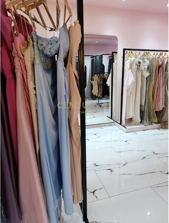 Jepet biznes me qira në Misto Mame! 900 € /Muaj