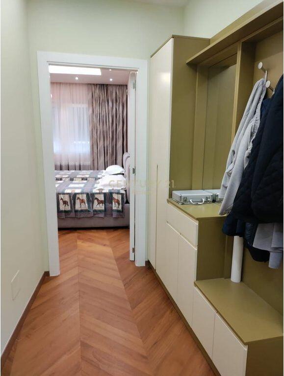 SHITET APARTAMENT PREMIUM 1+1 NE ZEMER TE TIRANES TEK PAZARI I RI!