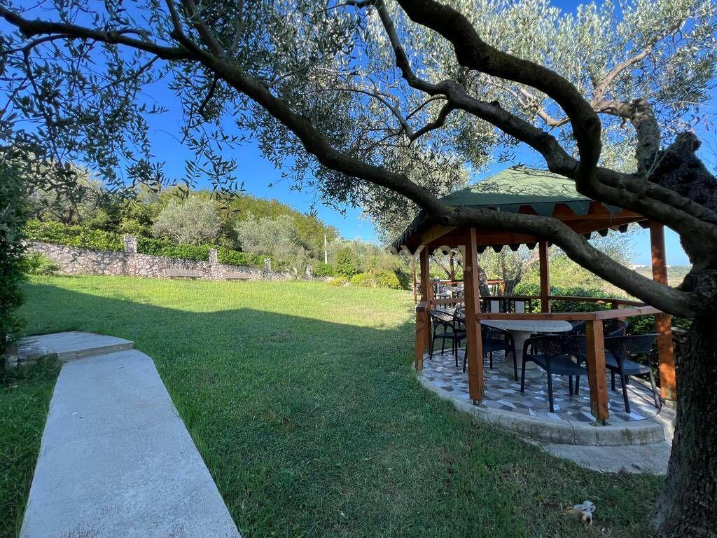 HOTEL - BAR - RESTAURANT FOR RENT IN SHIJAK