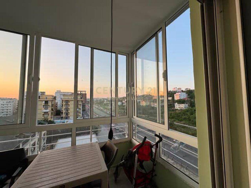 Shitet Apartament 1+1 te Shkëmbi i Kavajës, Durrës