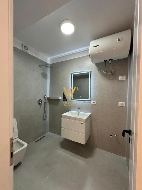 SHITET APARTAMENT 2+1+BLK TE RR.KONGRESI MANASTIRIT 118.000 EURO